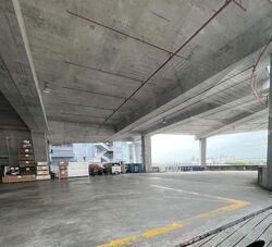 Tuas Avenue 18 (D22), Warehouse #572108301
